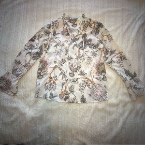 Dalia Bell Sleeve Floral Tie Neck Blouse size Medium